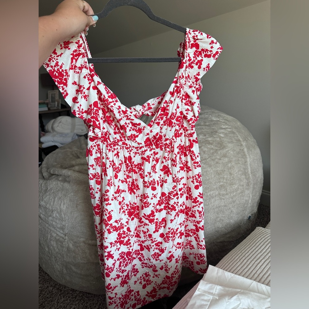 Women’s red and white dress from a boutique- never wore it.